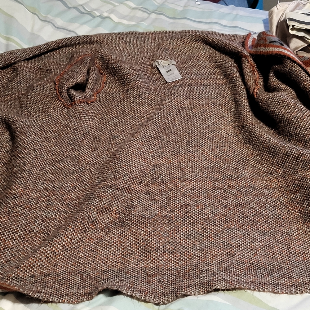 Nevada Geometric Patterned Cardigan - Picture 3 of 4